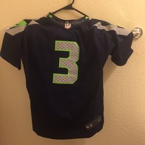 Russel Wilson jersey